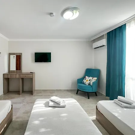 Woodline Hotel